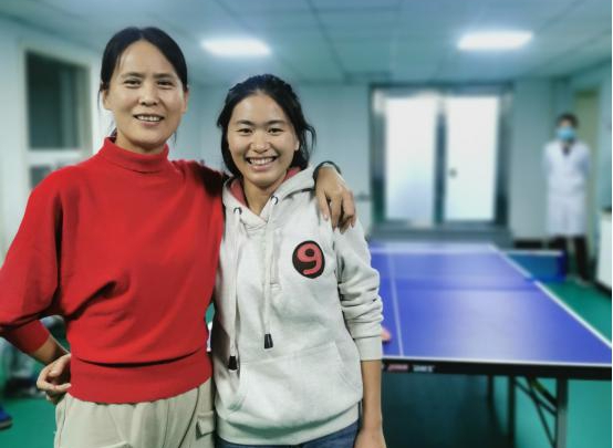 1607508884729445.jpg 赛后彼此握手拥抱8.jpg