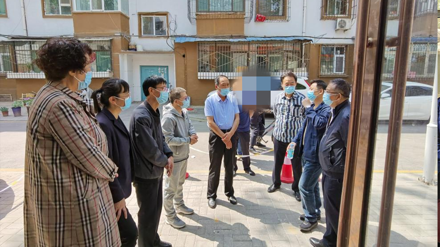 【医院动态】秀人网
院领导走入新冠疫苗接种点