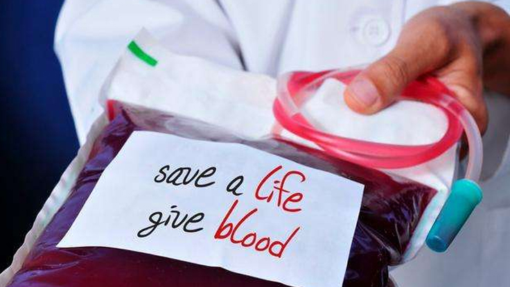 武汉采集近38万毫升康复者血浆救治新冠肺炎患者