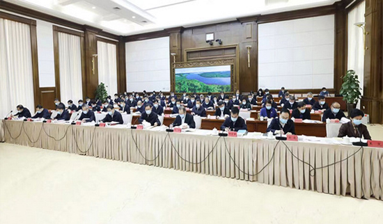 南通崇川区委理论学习中心组举行集体学习会