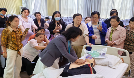 增强技能，呵护“夕阳”！长宁区开展养老护理员培训