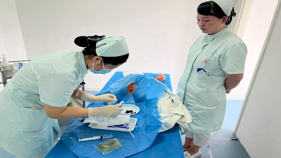 护理技能考核，绽放专业光彩--秀人网
护理团队2025年上半年操作考核圆满收官